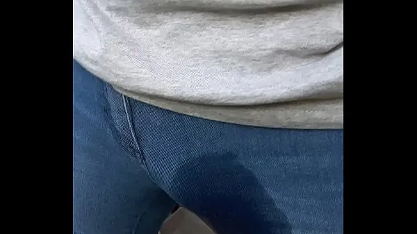 pissing wifes jeans Tube keren terbaik