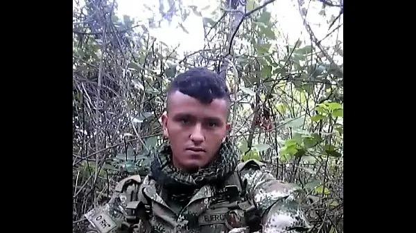 Melhor Soldado hetero colombiano enganou / tricotou soldado colombiano tubo legal