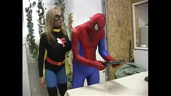 Meilleur Spiderman et Flygirltube sympa