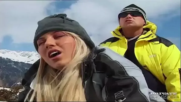 Το καλύτερο Sharon Bright Fucks on the Snow cool Tube