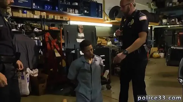 Лучшая Молодой мальчик ссать гей Порно ХХХ получить проник по в полиция крутая трубка