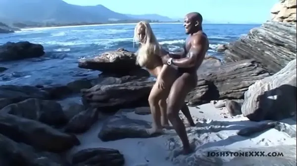 Najlepšie Interracial with Brazilian chladná trubica