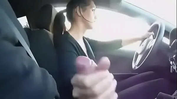 El mejor Chica conduciendo una polla mientras conduce un cochetubo genial