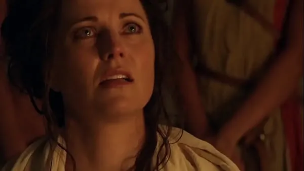 Il miglior Lucy Lawless Spartacus Vengeance s2 e1 latinotubo interessante