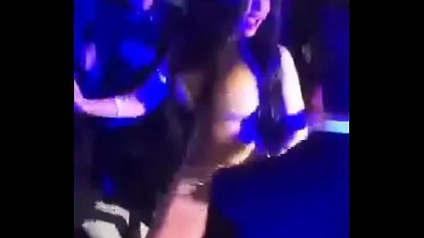 Beautiful busty dancing Tube keren terbaik