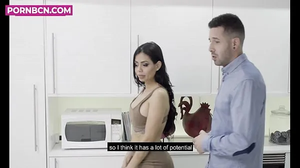 Paras FOR WOMEN Hot boy fucking a recently divorced woman on her exhusbands house, real straight boy fucking rough Kevin White & Canela Skin by PORNBCN 4K viileä putki