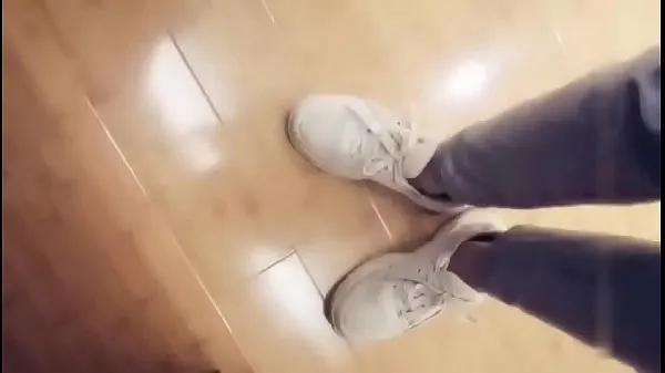 最好的中国外围女暗拍直播-约了个短裤妹子，洗完澡口交舔弄抽插猛操呻吟娇喘凉爽的管子