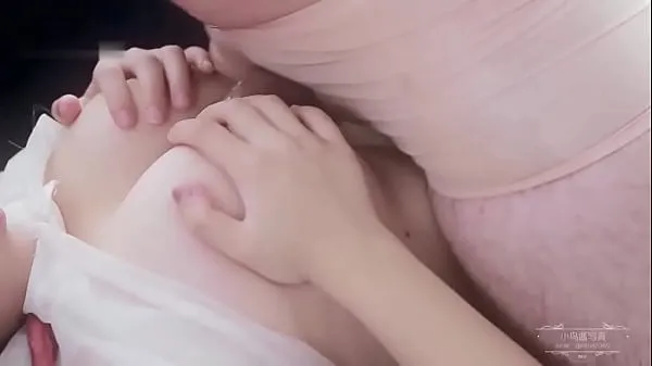 最好的china中国（找各种美女约炮加薇心：9789 1070）chinese国产麻豆视频说中文的色情AV美乳女神2018版小鸟酱之小草莓系列 制服小鸟酱乳交粗屌直接射漂亮美乳上凉爽的管子