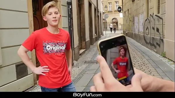 Boyfun - Unbeschnittener Andy Ford hämmert Andrea High in den Arsch