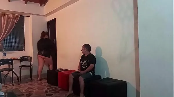 最好的我十幾歲的妹妹帶走了我必須吃她的陰部的慾望，她拒絕了，因為我是她的侏儒兄弟，但我最終吞下了我的陰莖凉爽的管子