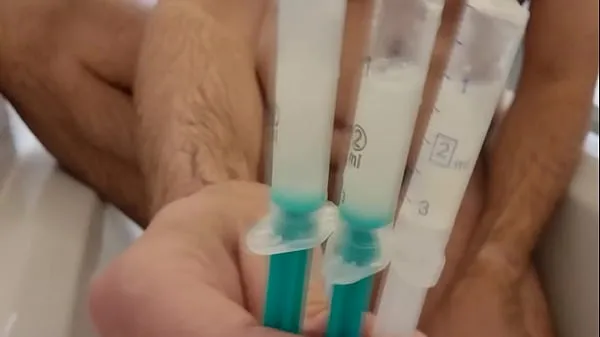 Nejlepší injecting sperm from a strange guy into my peehole with syringe that he send me via express shipping cool Tube