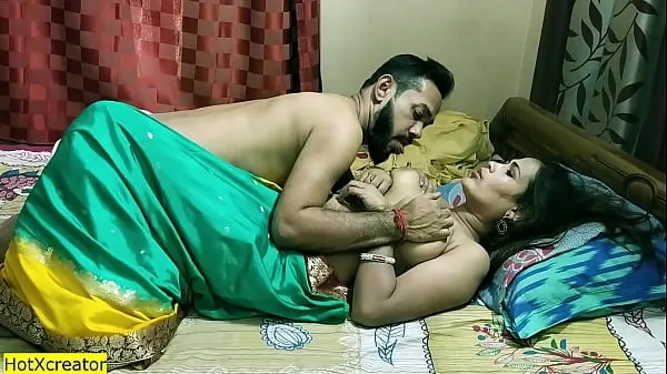 Красивая индийская бенгальская бхабхи занимается сексом с кредитным агентом! Лучший секс в индийском веб-сериале, последняя часть