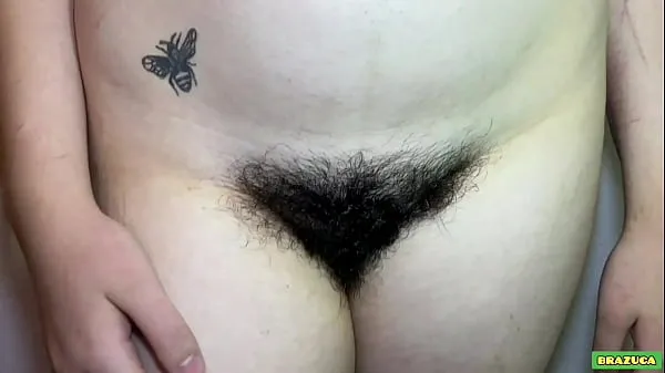 Fan of the hairy pussy, recorded porn and asked to come inside her