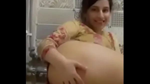 Najlepšie Hot aunty shows her lusty pussy chladná trubica