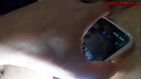 最好的令人难以置信的是，这个已婚女人用她的嘴做了什么，她能在深喉咙里放多久，定时的凉爽的管子