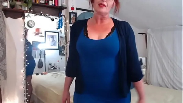 Najboljša Miss Skye is teaching sex ed this term. Class is in session. Who wants to be my special helper kul tube