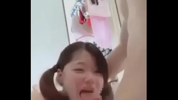 最好的2/3 白皙的业余夫妇喜欢在家做爱、亲热、亲热、个人摄影、奇闻趣事、业余爱好者、家庭凉爽的管子